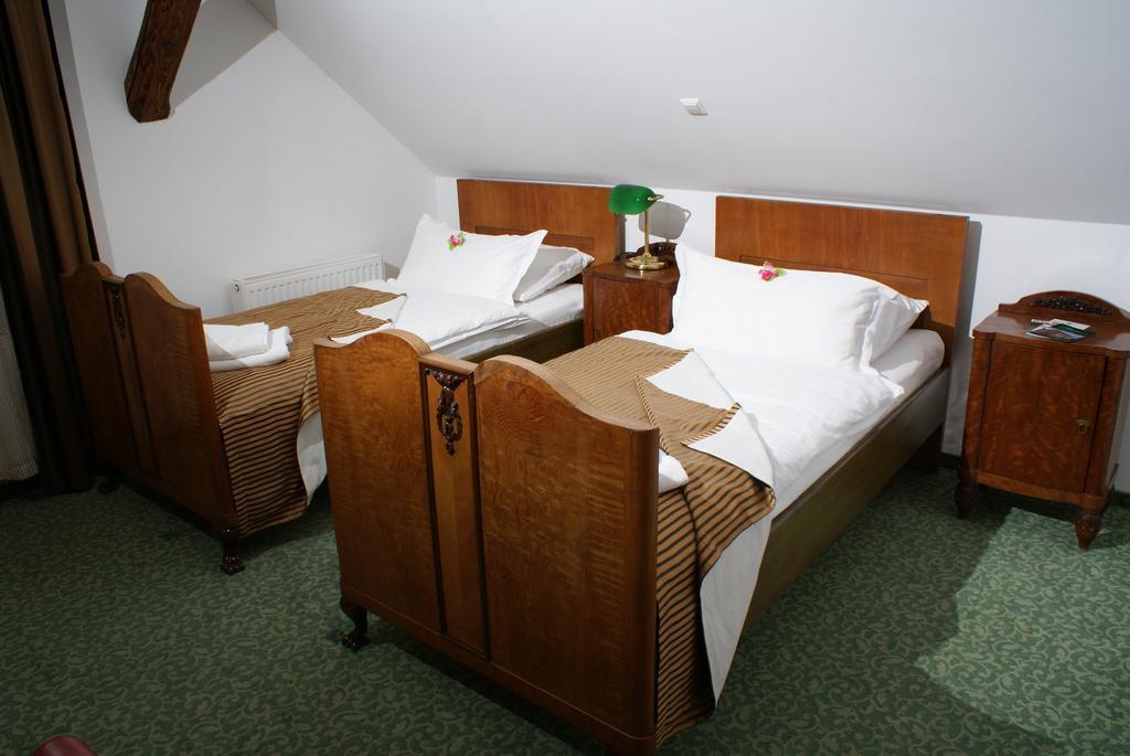 Hotel Park Potony Kültér fotó