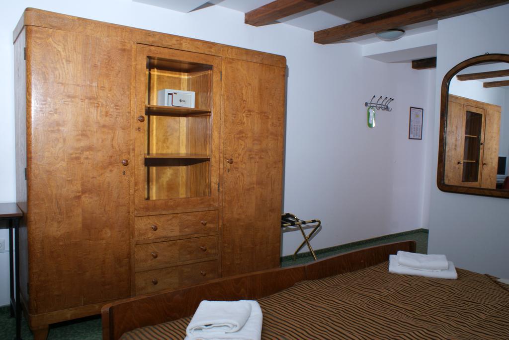 Hotel Park Potony Kültér fotó
