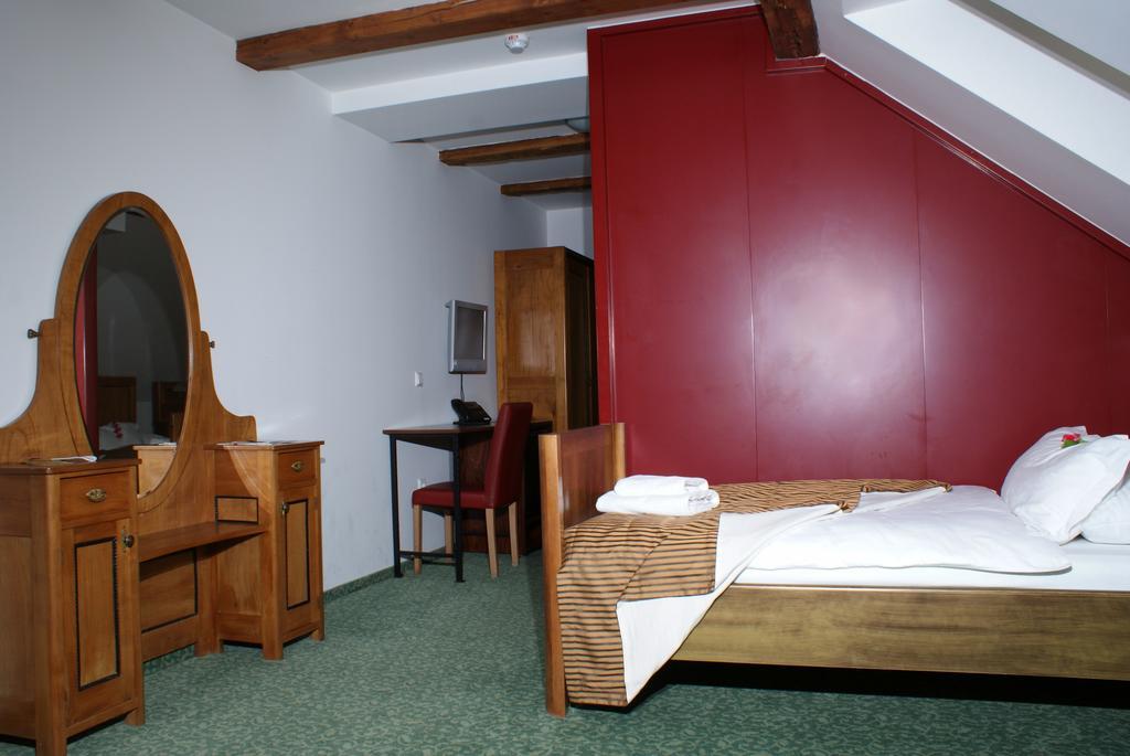 Hotel Park Potony Kültér fotó
