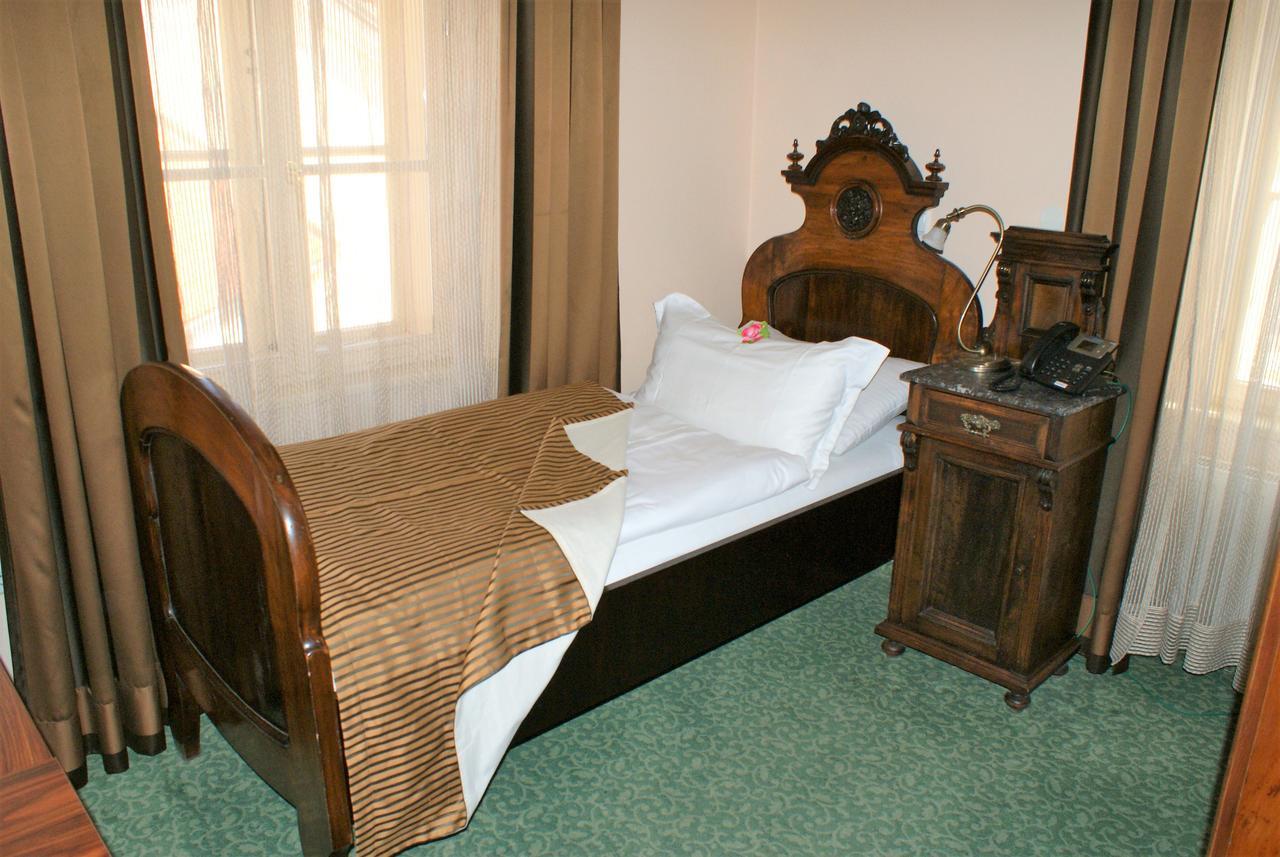 Hotel Park Potony Kültér fotó