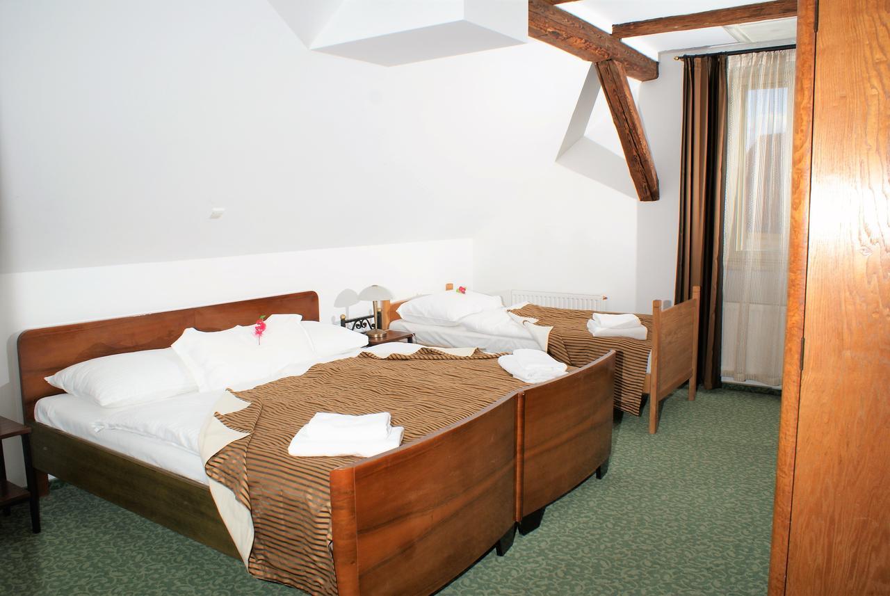 Hotel Park Potony Kültér fotó
